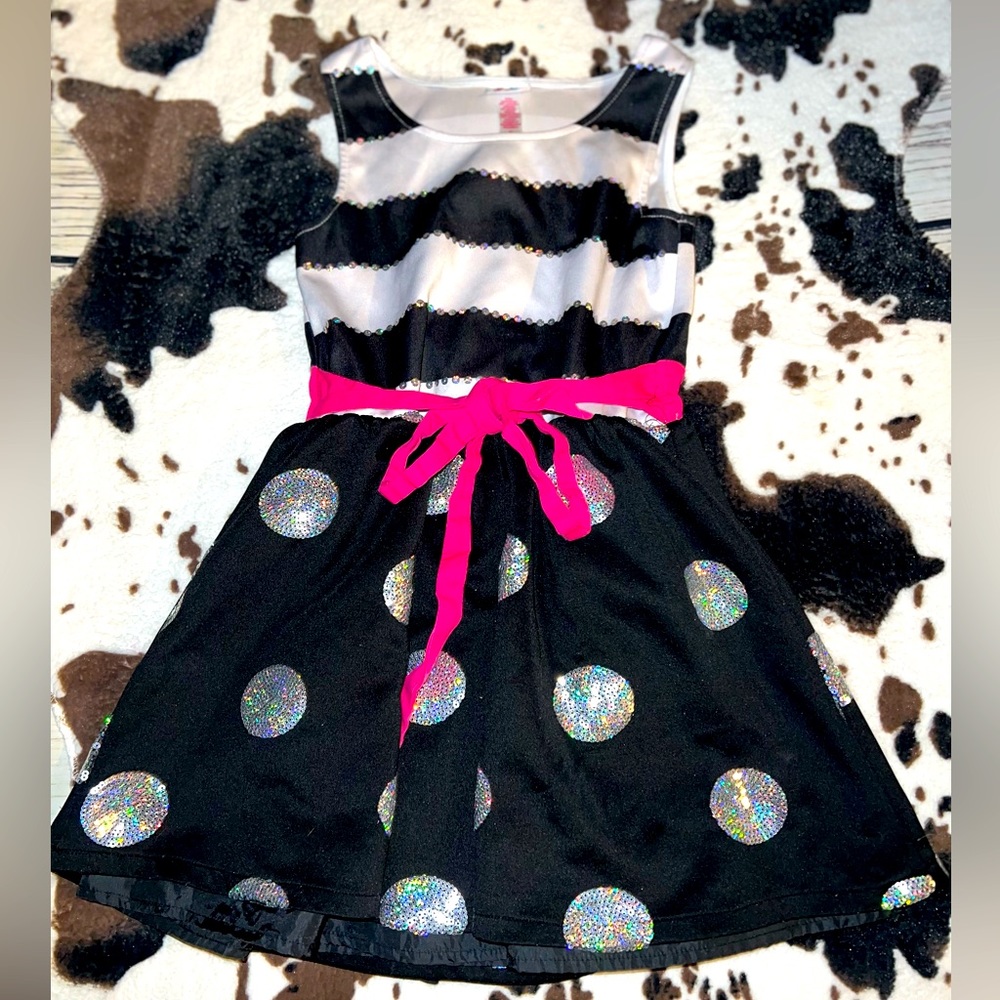 Girls dress